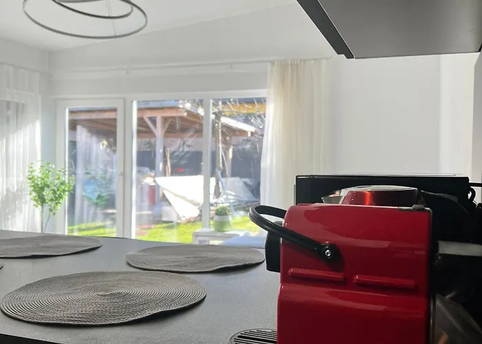 Cozy With Excellent Transport Links To Old Town, Main Station And Trade Fair Apartment Düsseldorf