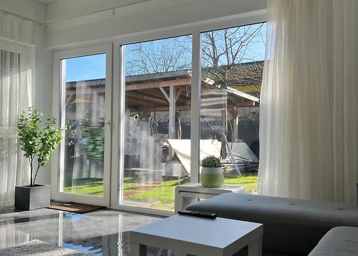 Cozy With Excellent Transport Links To Old Town, Main Station And Trade Fair Appartamento Düsseldorf